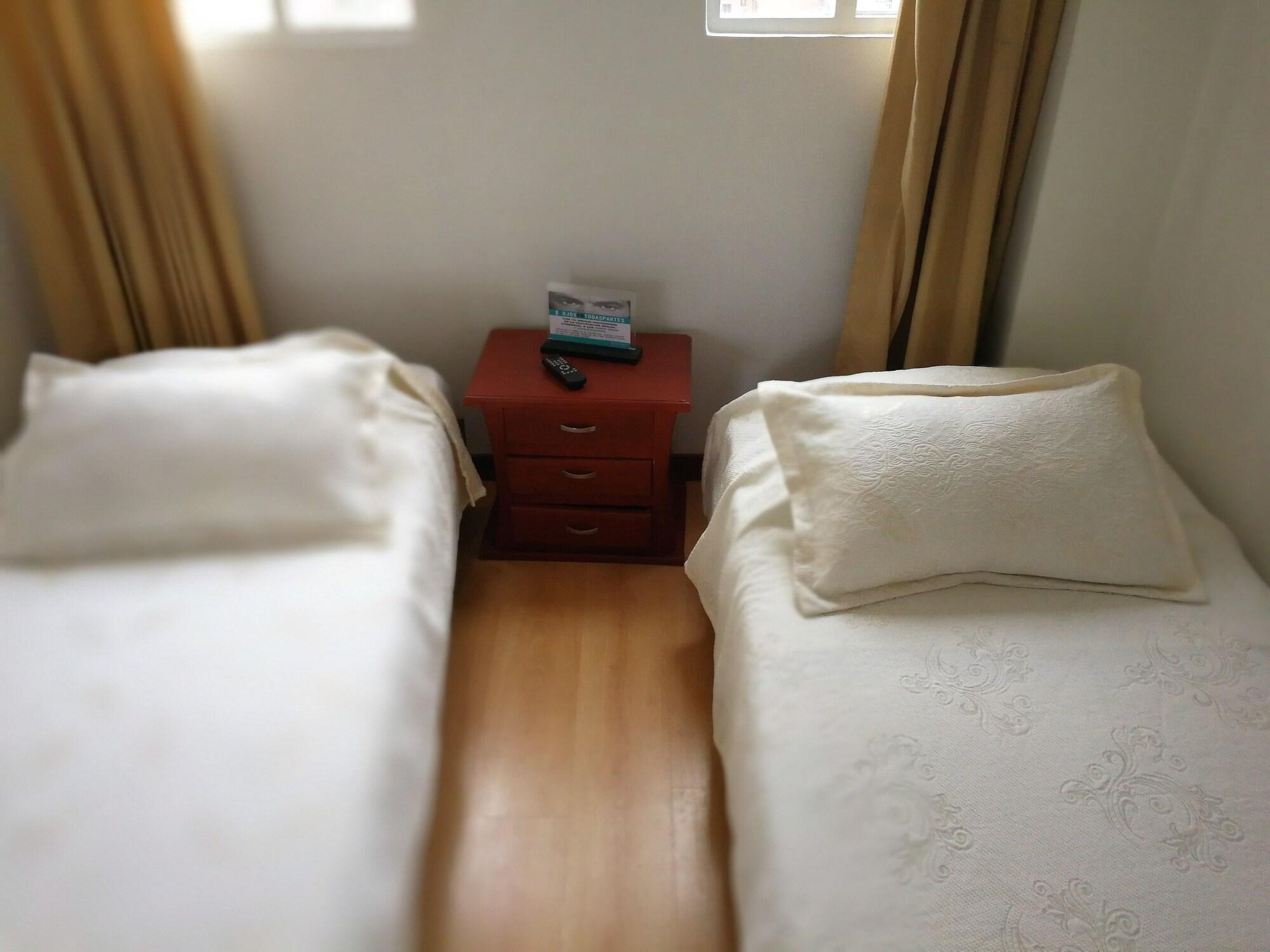 Hotel Alicante Bogota Bagian luar foto
