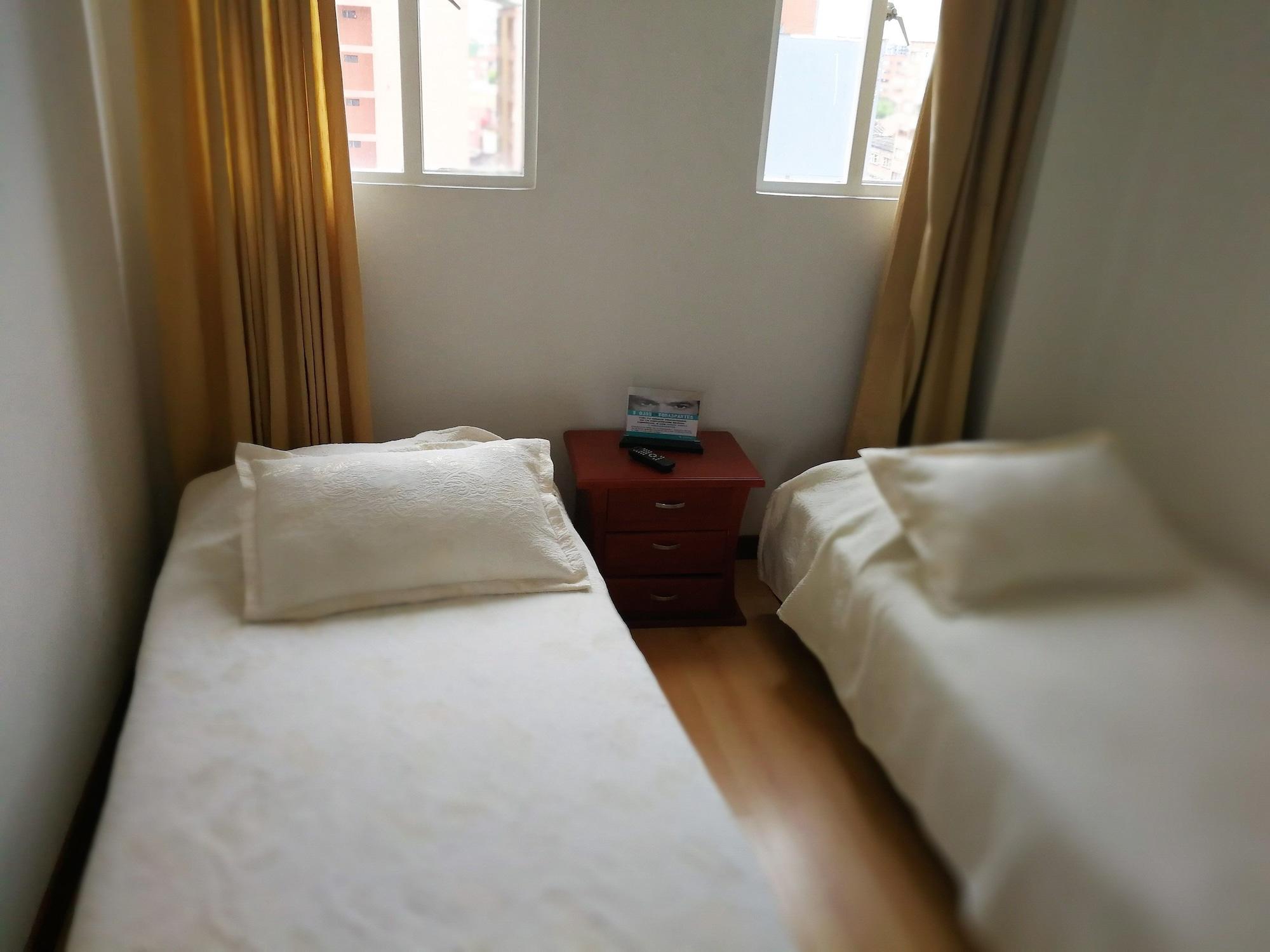 Hotel Alicante Bogota Bagian luar foto