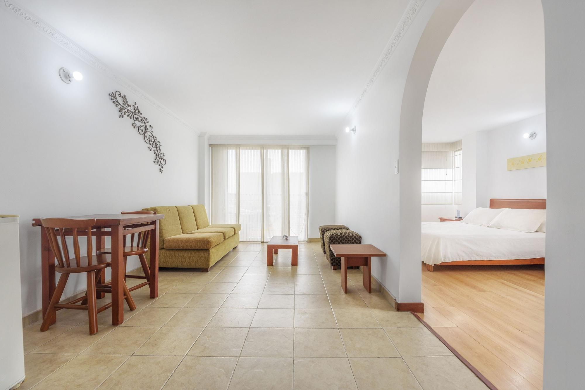 Hotel Alicante Bogota Bagian luar foto