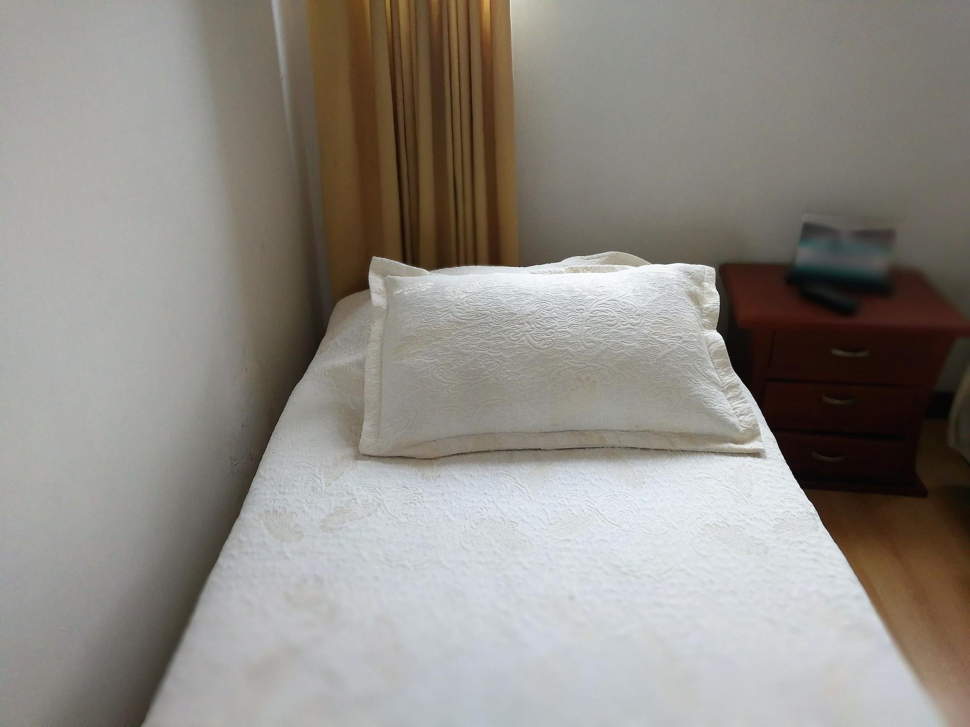 Hotel Alicante Bogota Bagian luar foto