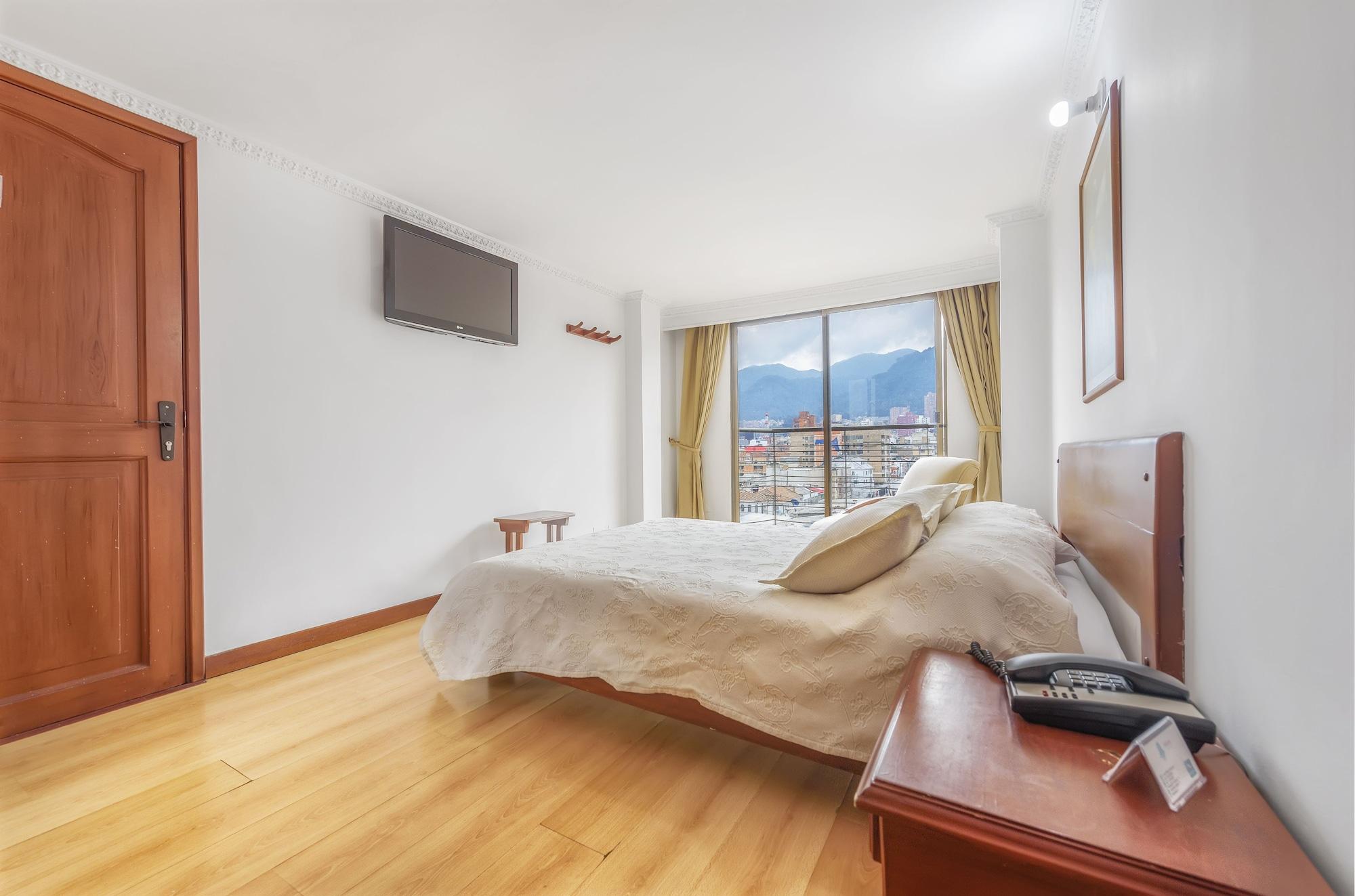 Hotel Alicante Bogota Bagian luar foto