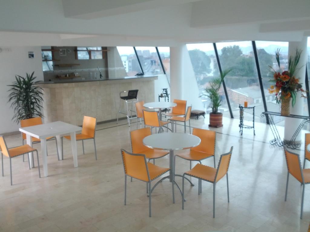 Hotel Alicante Bogota Bagian luar foto