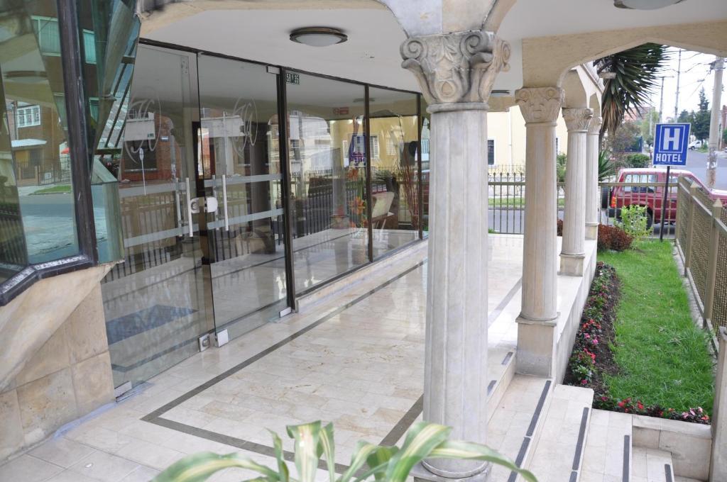 Hotel Alicante Bogota Bagian luar foto