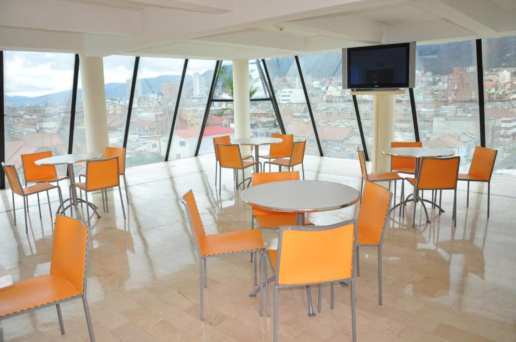 Hotel Alicante Bogota Bagian luar foto