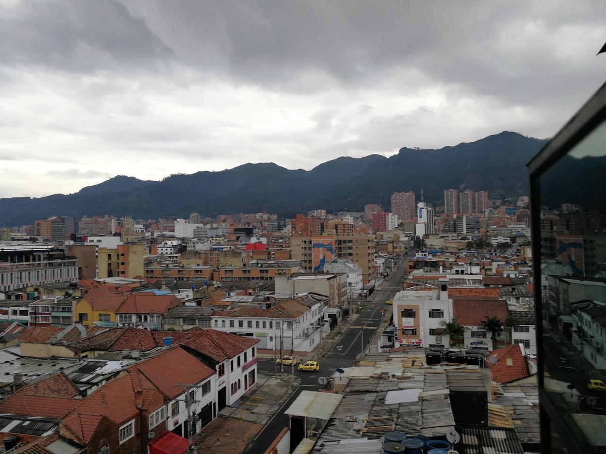 Hotel Alicante Bogota Bagian luar foto